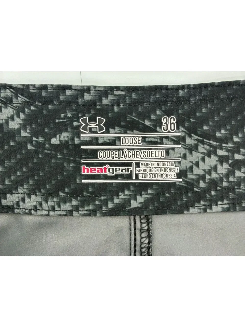 Under Armour Storm Swim Trunks Men's size 36